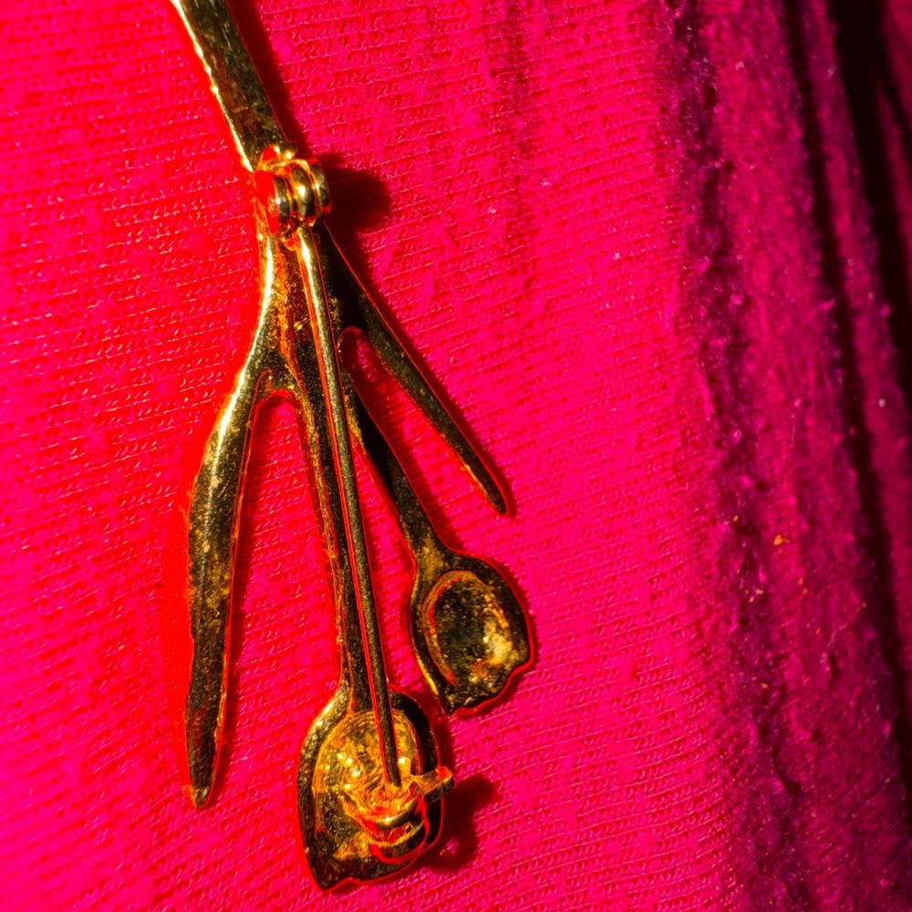 Vintage Gold Tulip Brooch - Picture 2 of 2